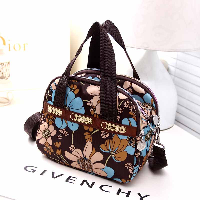 2022 Summer New Multi-layer Handbag