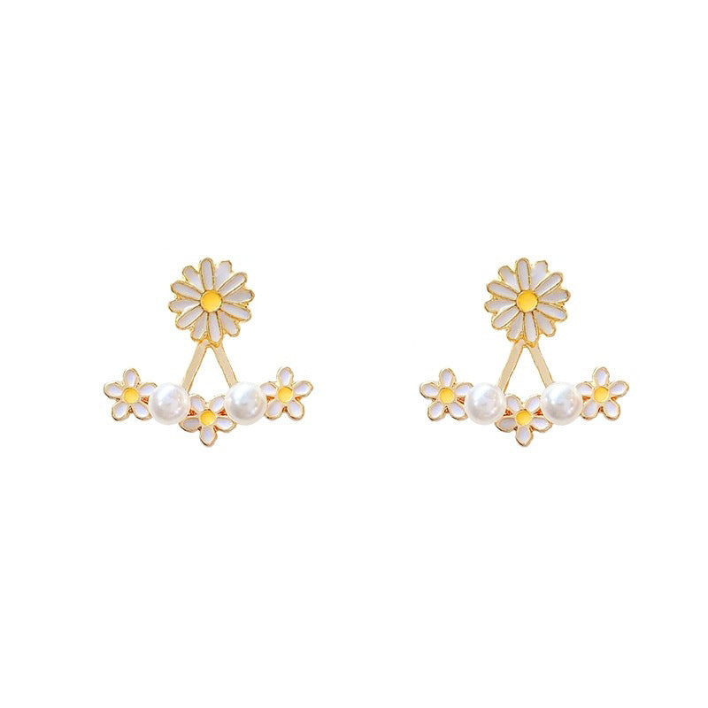 Daisy Pearl Earrings